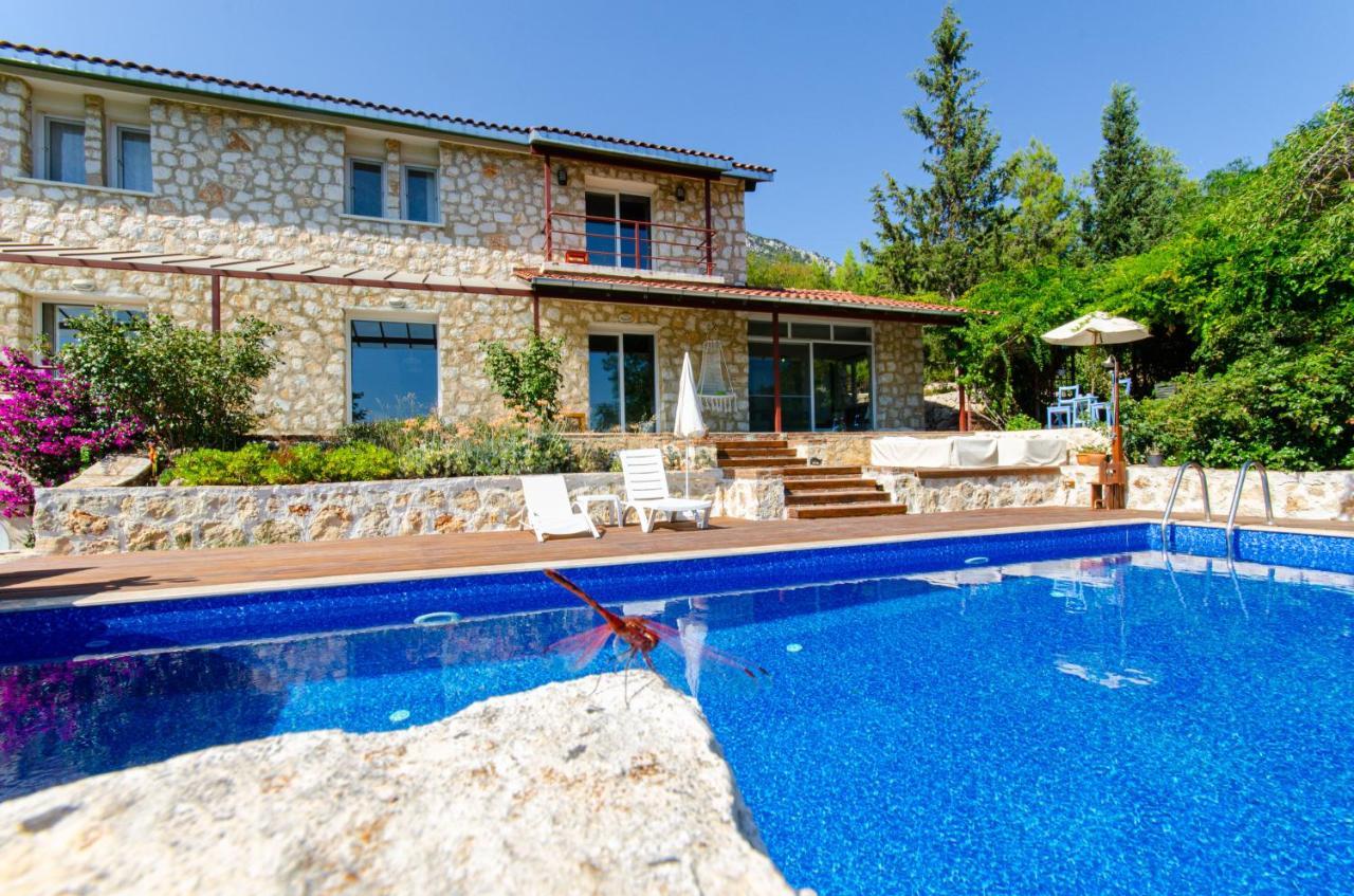 Stone Clad La Maison P * Kas
